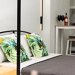Avouris 2 Bedroom &