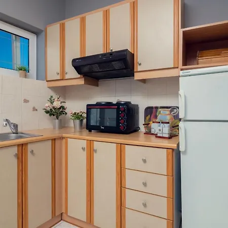 Avouris 2 Bedroom &