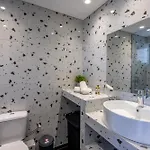 Avouris 2 Bedroom & *