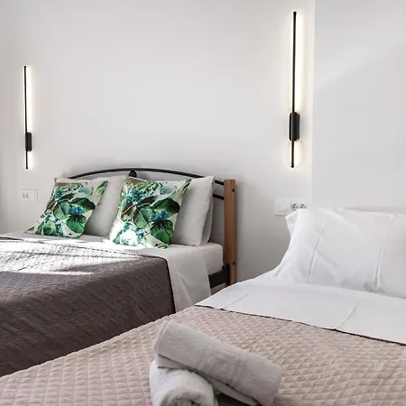 Avouris 2 Bedroom & アパート *