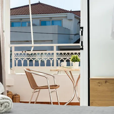 Avouris 2 Bedroom & Apartman