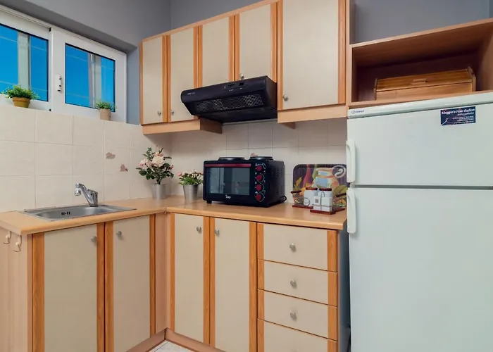 Avouris 2 Bedroom &