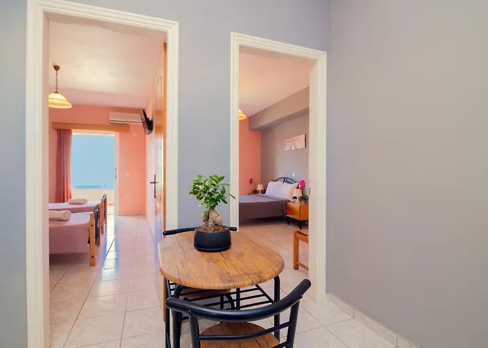 アパート Avouris 2 Bedroom & Plános