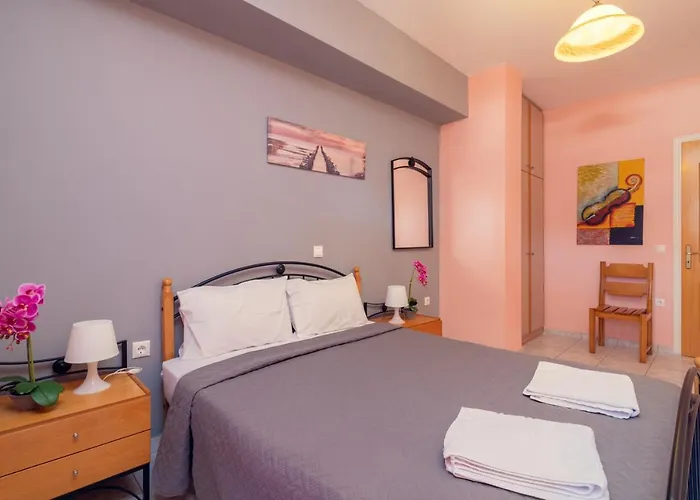 アパート Avouris 2 Bedroom & *