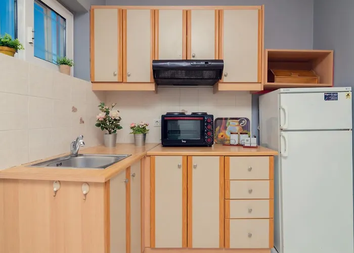 Avouris 2 Bedroom & アパート *