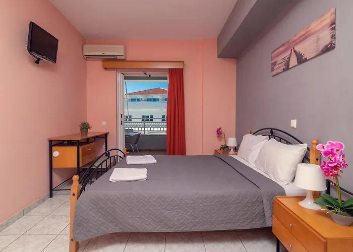 Avouris 2 Bedroom & Plános