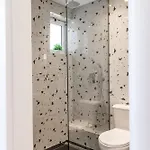 Avouris 2 Bedroom & Lägenhet