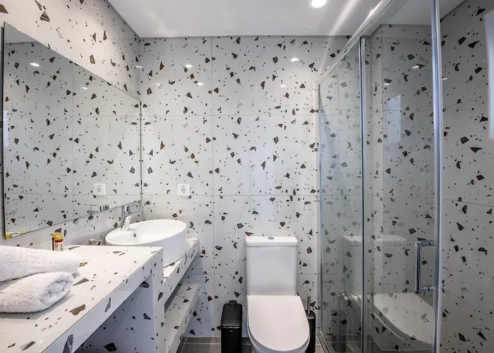 Lägenhet Avouris 2 Bedroom & *